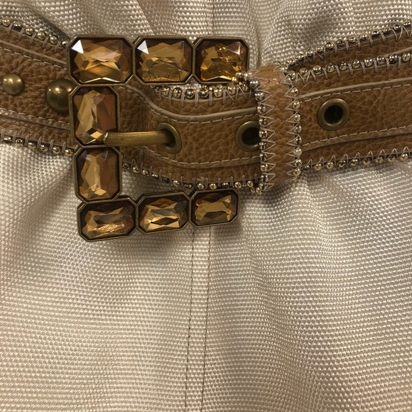 Kathy Van Zeeland - Picture 4 of 6